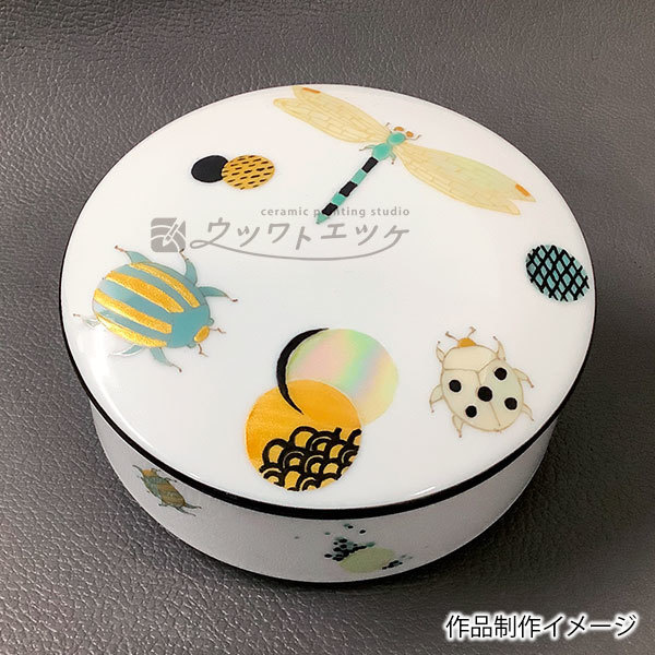 ラスターで昆虫が描かれた丸ボックス